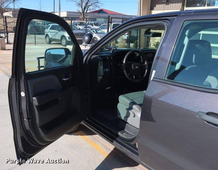 image for item DH3658 2015 Chevrolet Silverado 1500 Double Cab pickup truck