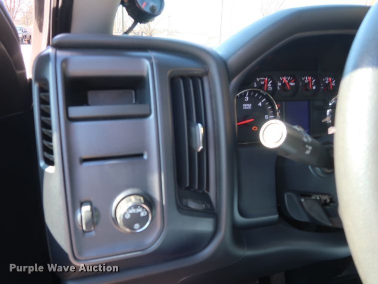 image for item DH3658 2015 Chevrolet Silverado 1500 Double Cab pickup truck