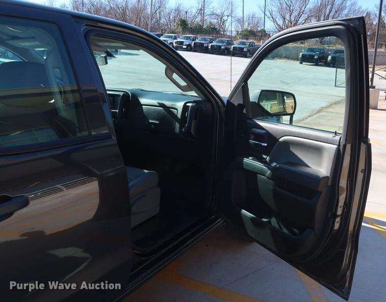 image for item DH3658 2015 Chevrolet Silverado 1500 Double Cab pickup truck