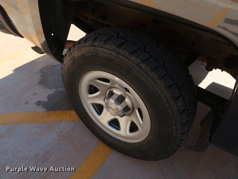 image for item DH3658 2015 Chevrolet Silverado 1500 Double Cab pickup truck