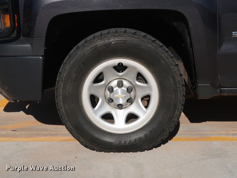 image for item DH3658 2015 Chevrolet Silverado 1500 Double Cab pickup truck