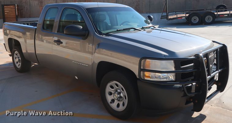 image for item DH3659 2013 Chevrolet Silverado 1500 Ext. Cab pickup truck