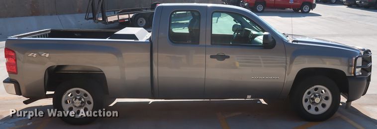 image for item DH3659 2013 Chevrolet Silverado 1500 Ext. Cab pickup truck