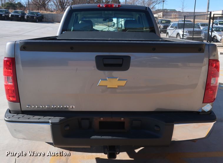 image for item DH3659 2013 Chevrolet Silverado 1500 Ext. Cab pickup truck