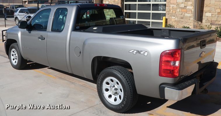 image for item DH3659 2013 Chevrolet Silverado 1500 Ext. Cab pickup truck