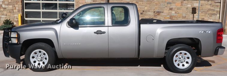 image for item DH3659 2013 Chevrolet Silverado 1500 Ext. Cab pickup truck