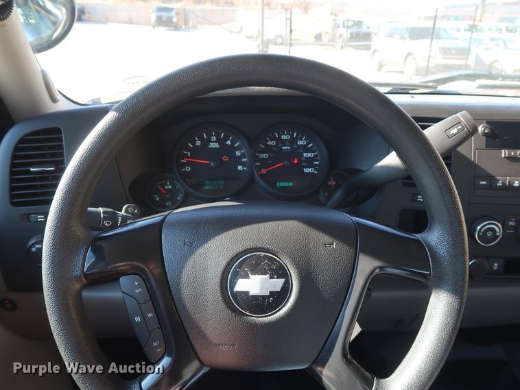 image for item DH3659 2013 Chevrolet Silverado 1500 Ext. Cab pickup truck