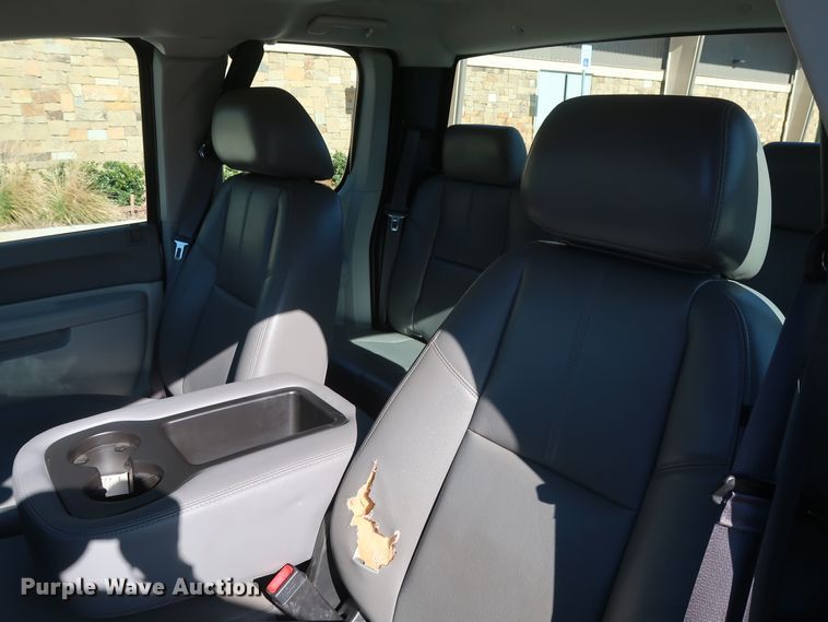 image for item DH3659 2013 Chevrolet Silverado 1500 Ext. Cab pickup truck