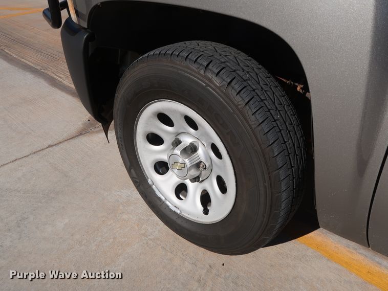 image for item DH3659 2013 Chevrolet Silverado 1500 Ext. Cab pickup truck