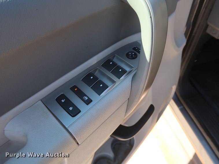 image for item DH3660 2013 Chevrolet Silverado 1500 Ext. Cab pickup truck