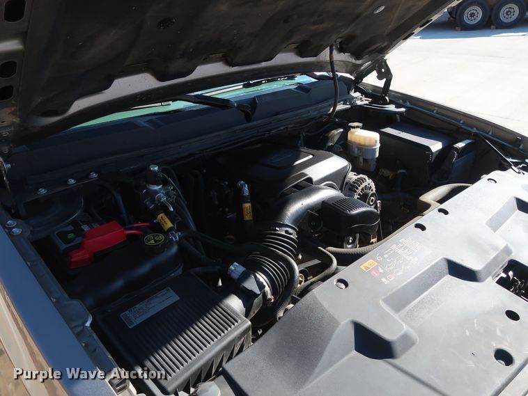 image for item DH3660 2013 Chevrolet Silverado 1500 Ext. Cab pickup truck