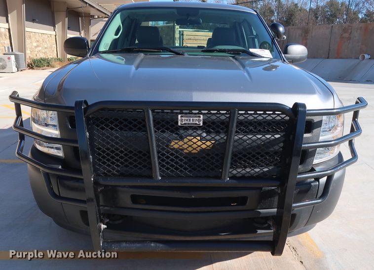 image for item DH3660 2013 Chevrolet Silverado 1500 Ext. Cab pickup truck