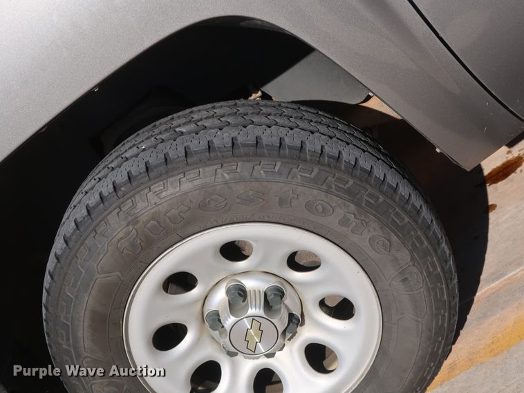 image for item DH3660 2013 Chevrolet Silverado 1500 Ext. Cab pickup truck