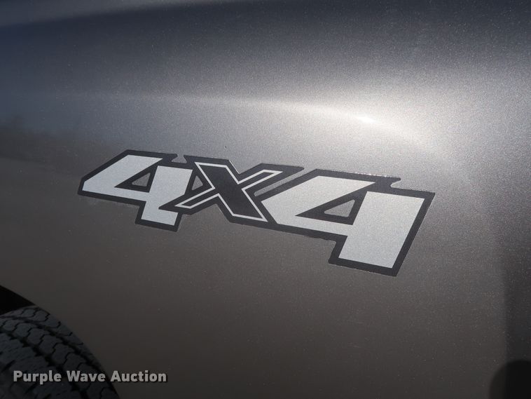 image for item DH3660 2013 Chevrolet Silverado 1500 Ext. Cab pickup truck