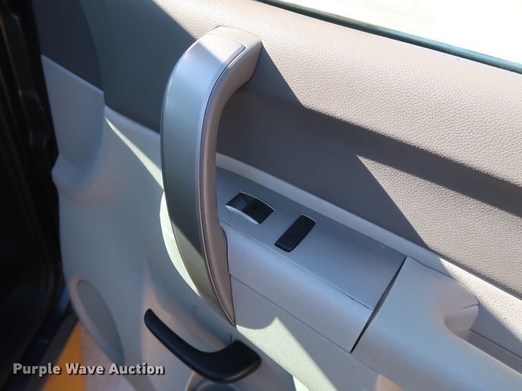 image for item DH3661 2011 Chevrolet Silverado 1500 Ext. Cab pickup truck