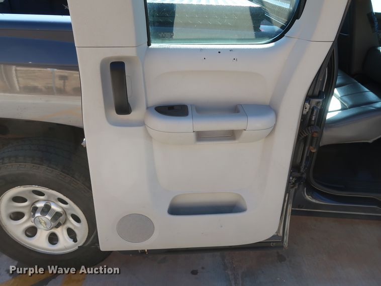 image for item DH3661 2011 Chevrolet Silverado 1500 Ext. Cab pickup truck