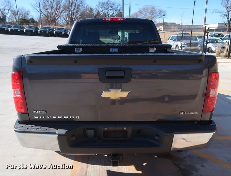 image for item DH3661 2011 Chevrolet Silverado 1500 Ext. Cab pickup truck
