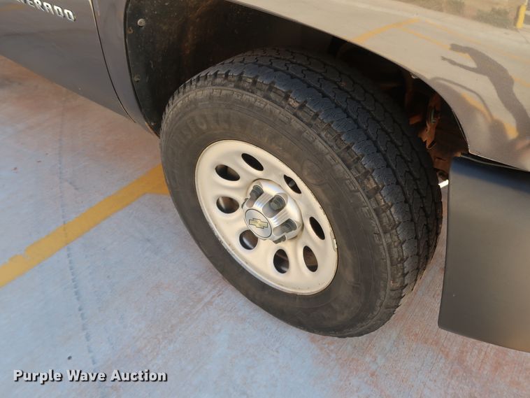 image for item DH3661 2011 Chevrolet Silverado 1500 Ext. Cab pickup truck