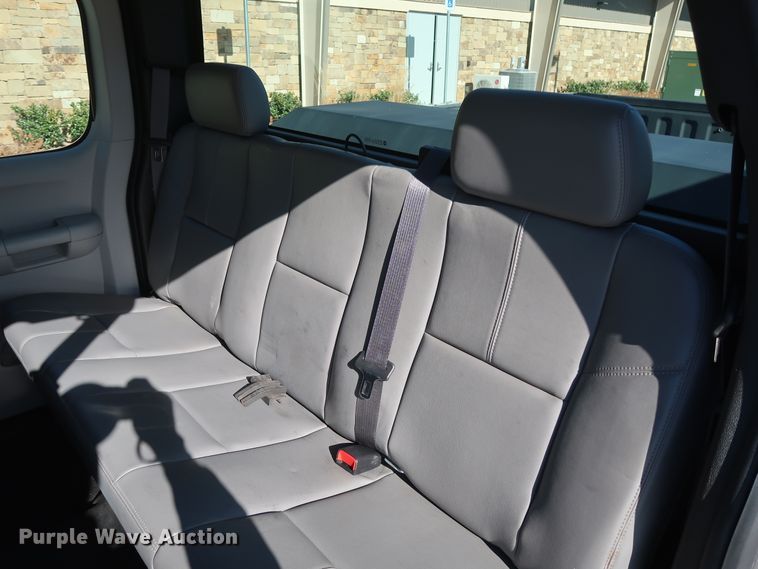 image for item DH3662 2013 Chevrolet Silverado 1500 Ext. Cab pickup truck