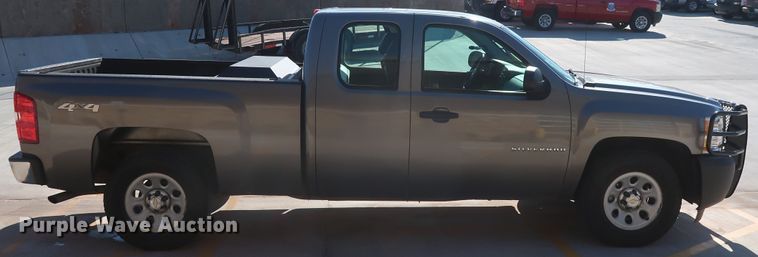 image for item DH3663 2013 Chevrolet Silverado 1500 Ext. Cab pickup truck
