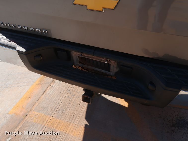 image for item DH3663 2013 Chevrolet Silverado 1500 Ext. Cab pickup truck