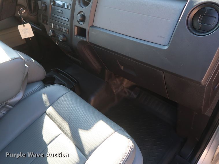 image for item DH3665 2011 Ford F150 SuperCab pickup truck