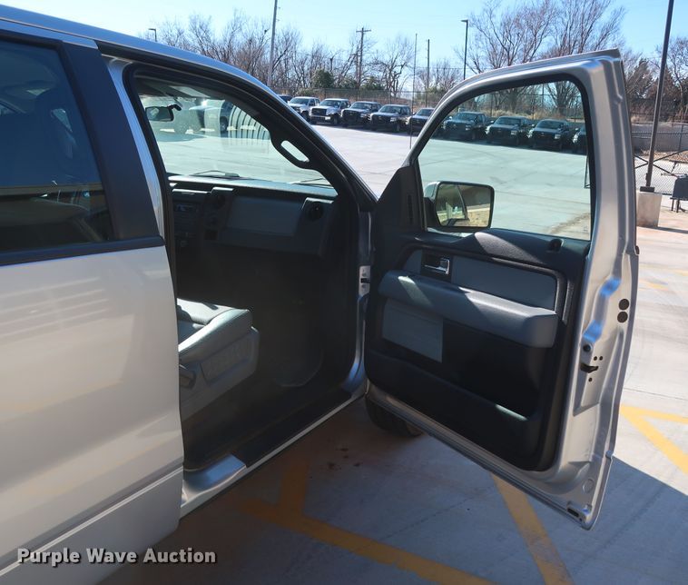 image for item DH3666 2012 Ford F150 SuperCrew pickup truck