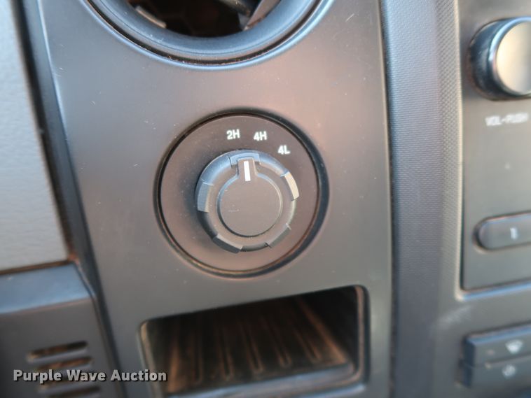 image for item DH3667 2014 Ford F150 SuperCab pickup truck