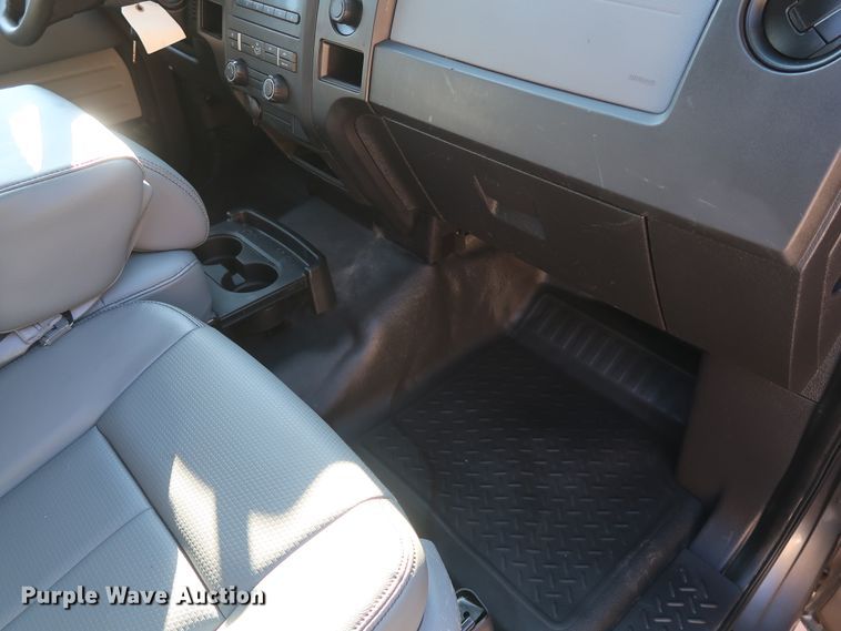 image for item DH3668 2014 Ford F150 SuperCab pickup truck