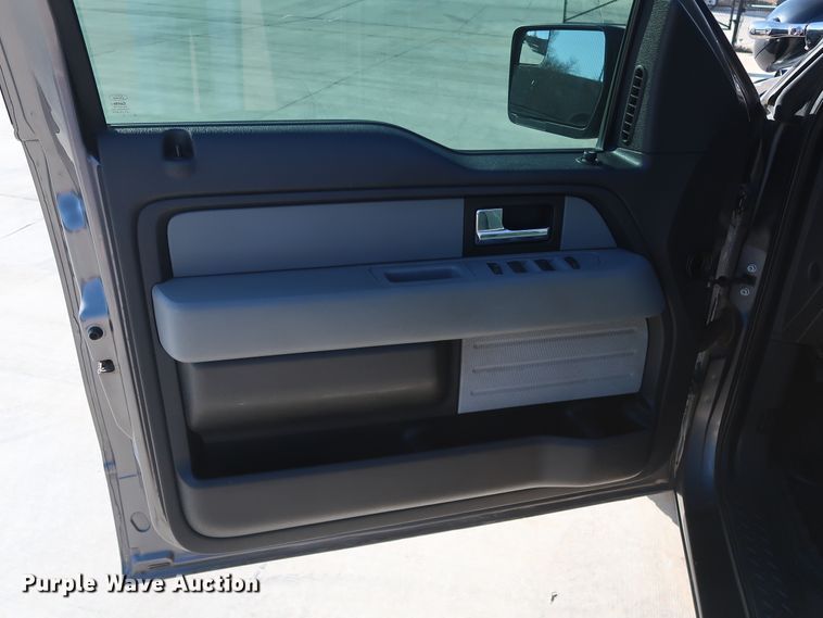 image for item DH3669 2014 Ford F150 SuperCab pickup truck