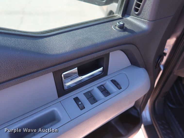 image for item DH3669 2014 Ford F150 SuperCab pickup truck