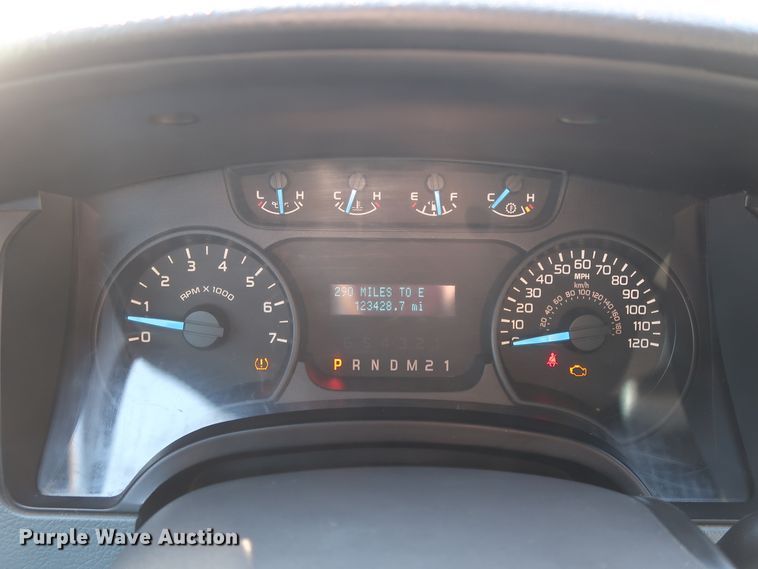 image for item DH3669 2014 Ford F150 SuperCab pickup truck