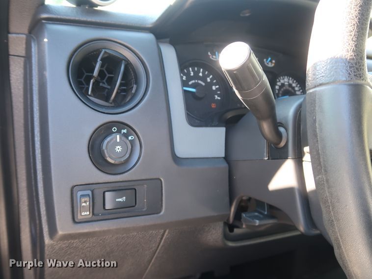 image for item DH3669 2014 Ford F150 SuperCab pickup truck