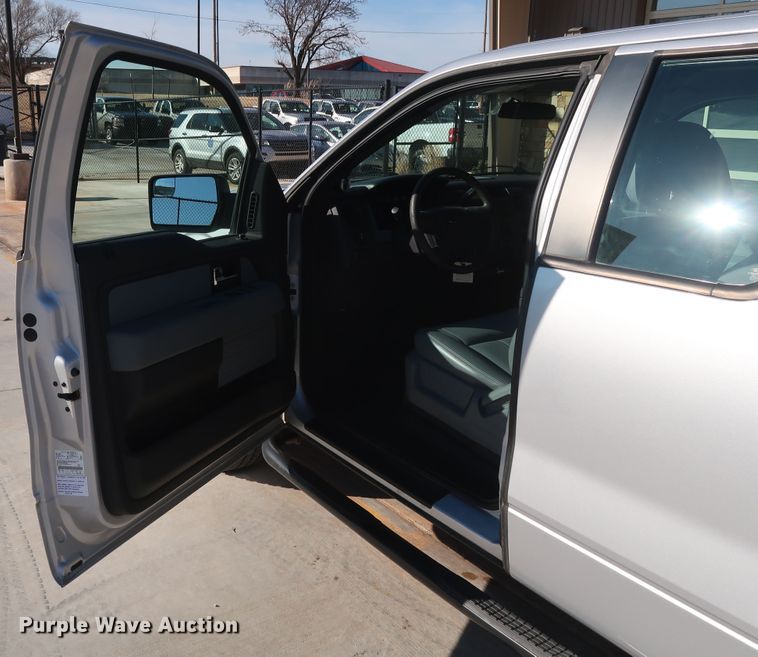 image for item DH3670 2014 Ford F150 SuperCab pickup truck