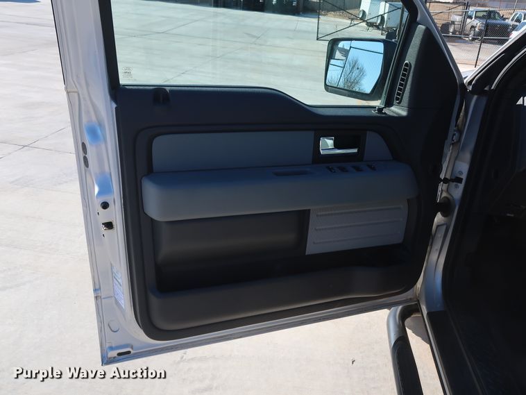 image for item DH3670 2014 Ford F150 SuperCab pickup truck