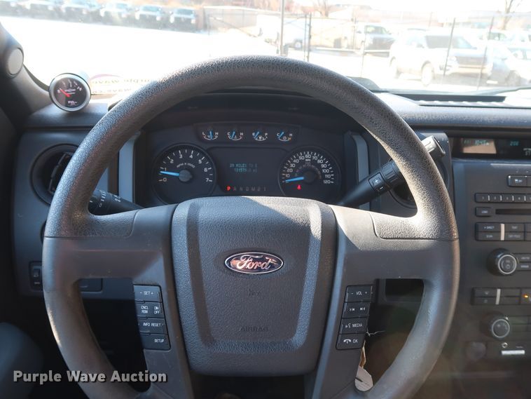 image for item DH3670 2014 Ford F150 SuperCab pickup truck