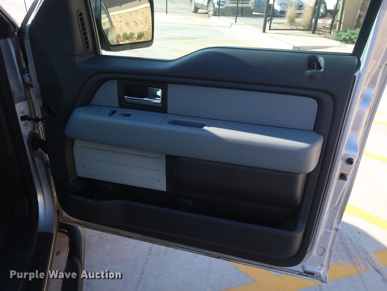 image for item DH3670 2014 Ford F150 SuperCab pickup truck