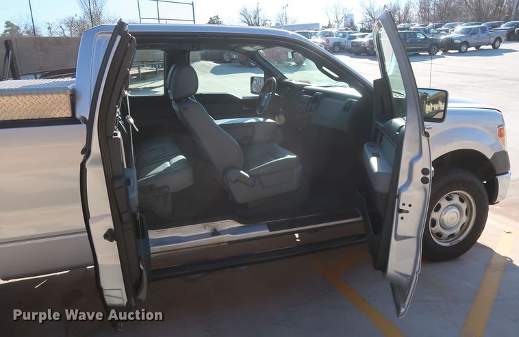 image for item DH3670 2014 Ford F150 SuperCab pickup truck