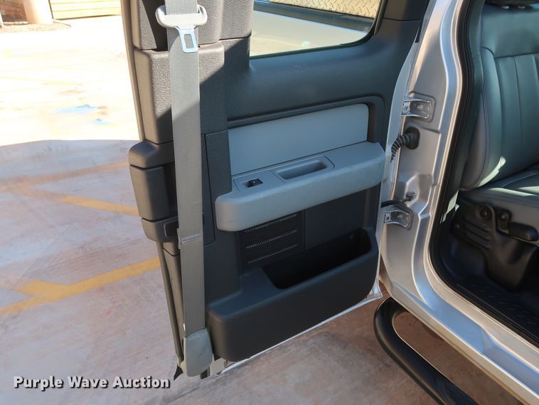 image for item DH3670 2014 Ford F150 SuperCab pickup truck