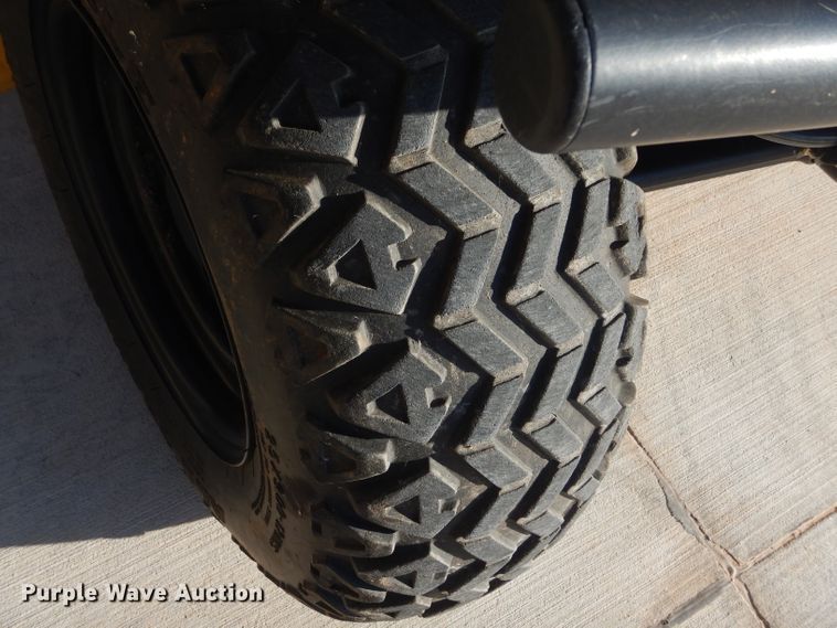 image for item DH3671 2007 John Deere Gator 620i utility vehicle