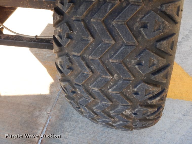 image for item DH3671 2007 John Deere Gator 620i utility vehicle