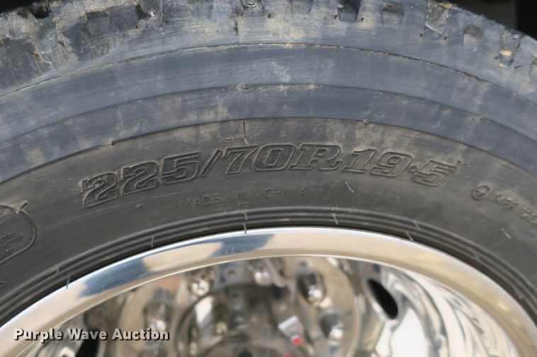 image for item DB10092 2011 Ford F450 Super Duty XLT flatbed truck