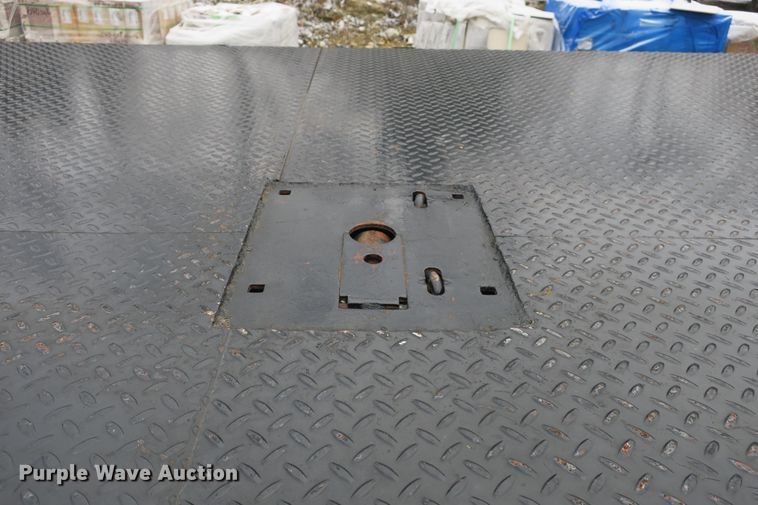 image for item DB10092 2011 Ford F450 Super Duty XLT flatbed truck