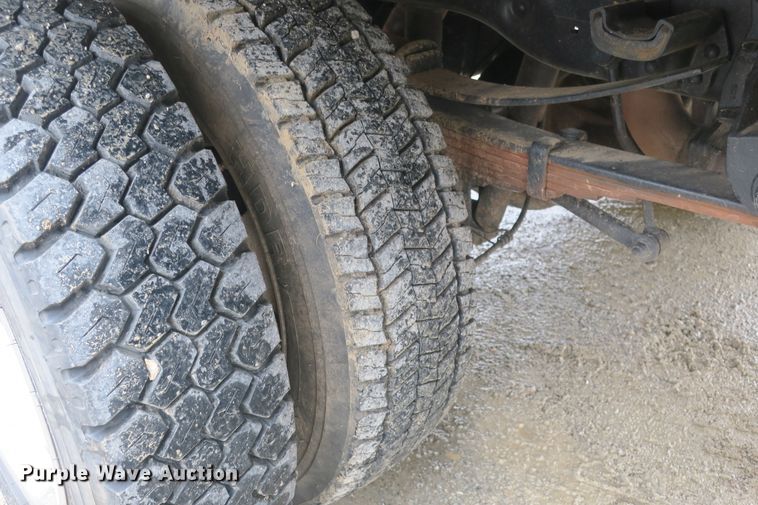 image for item DB10092 2011 Ford F450 Super Duty XLT flatbed truck