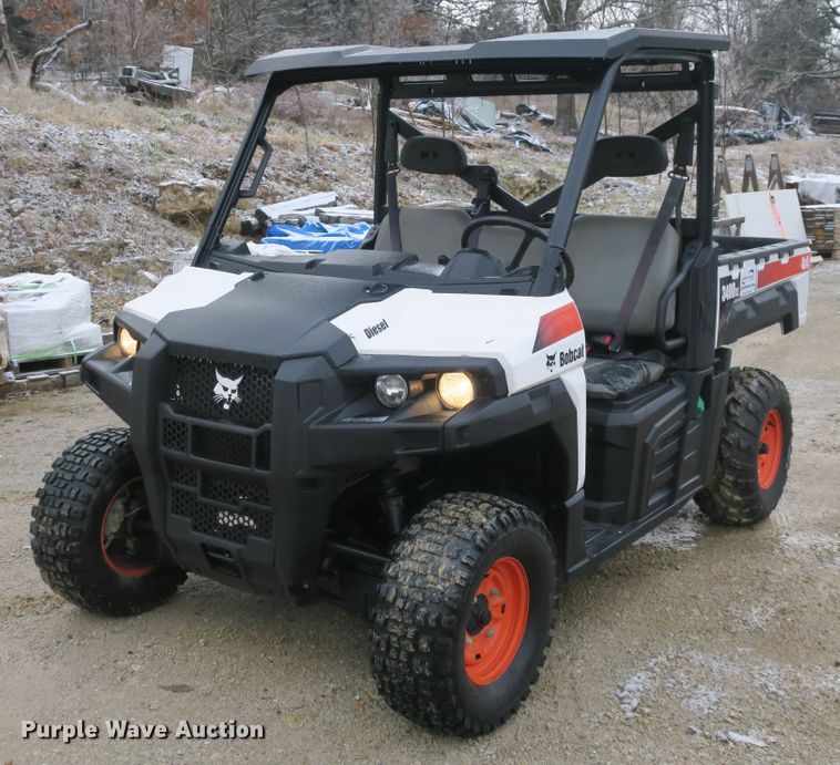 image for item DB10093 2015 Bobcat 3400XL utility vehicle