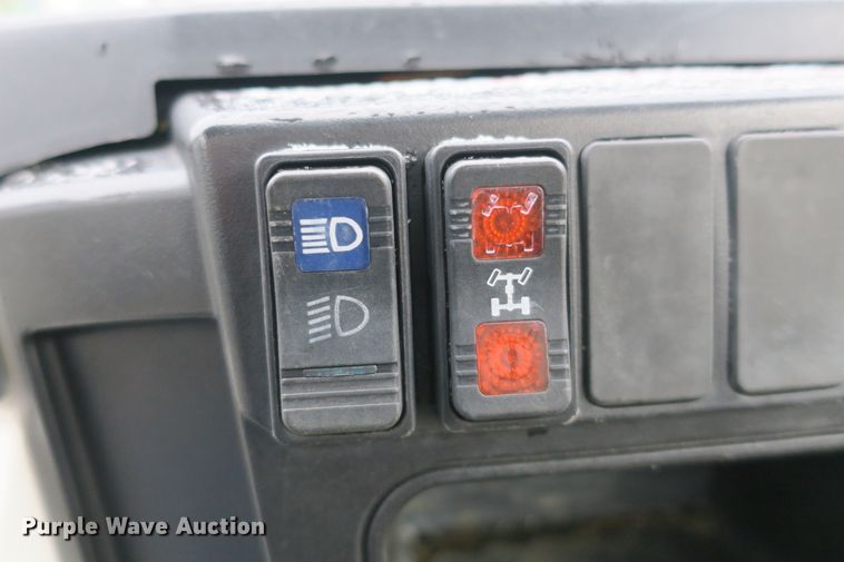 image for item DB10093 2015 Bobcat 3400XL utility vehicle