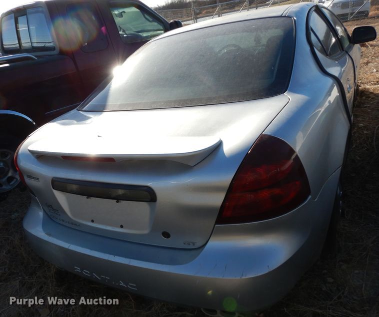 image for item DE4114 2004 Pontiac Grand Prix GT