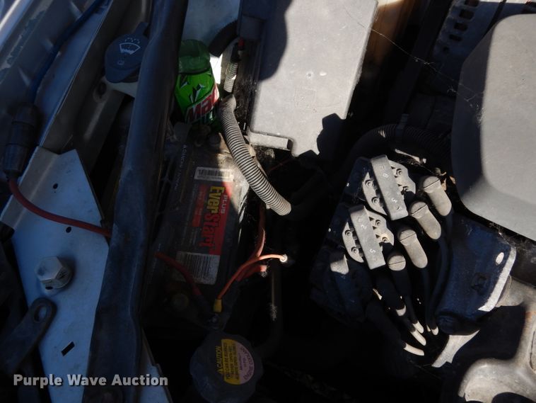 image for item DE4114 2004 Pontiac Grand Prix GT