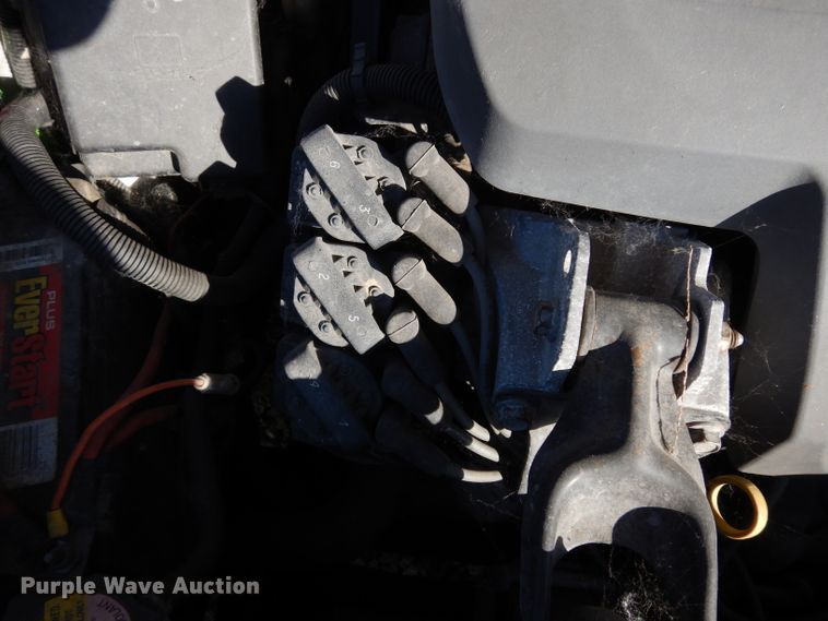 image for item DE4114 2004 Pontiac Grand Prix GT