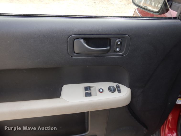 image for item DE4217 2008 Honda Element SUV